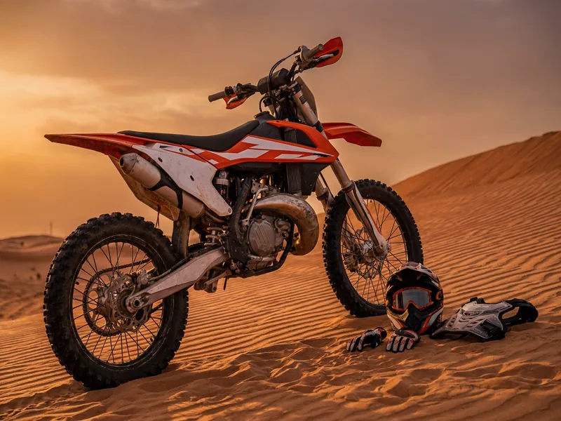 Intermediate Dirt Bike Dubai vehicle card