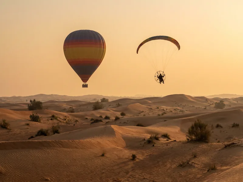 Balloon + Paramotor