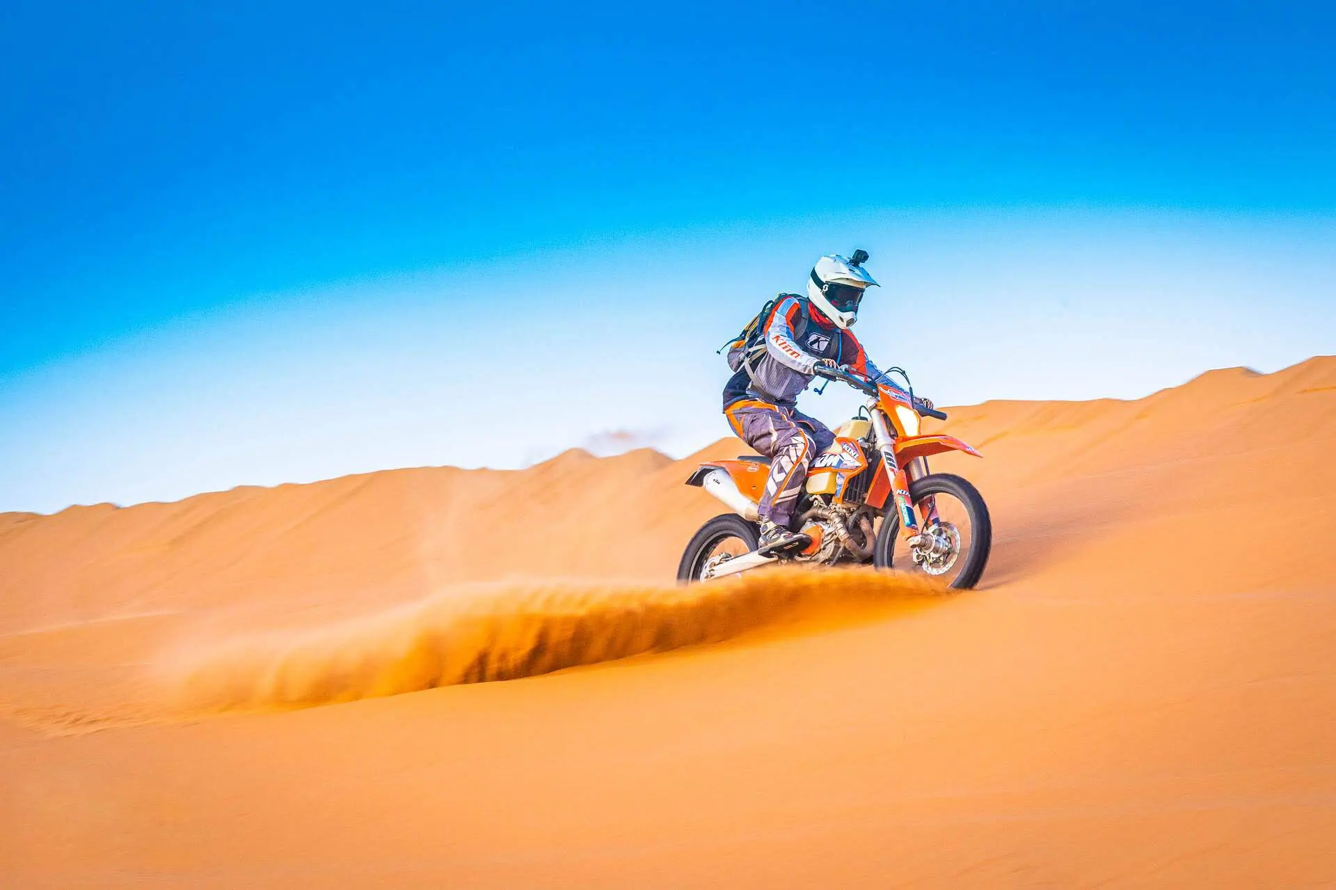 Rent a Buggy In Dubai & Conquer The Desert